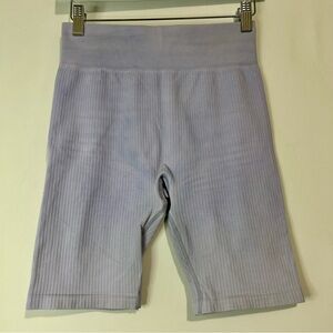 H&M Women’s Seamless Ribbed Biker Shorts Lilac Purple Size Small FLAW